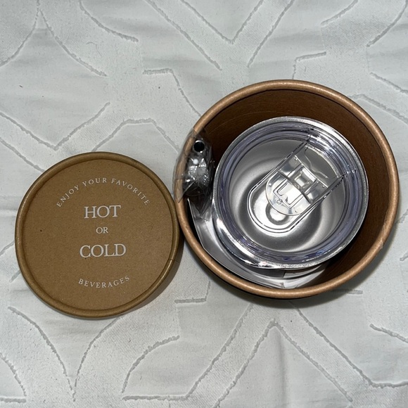 Stainless Steel Hot/Cold Tumbler - Picture 2 of 4